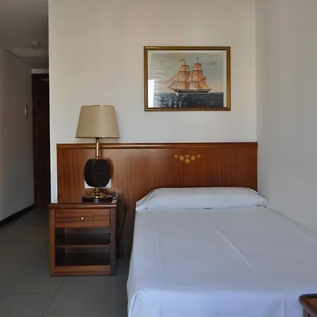 Del Mar בית הארחה